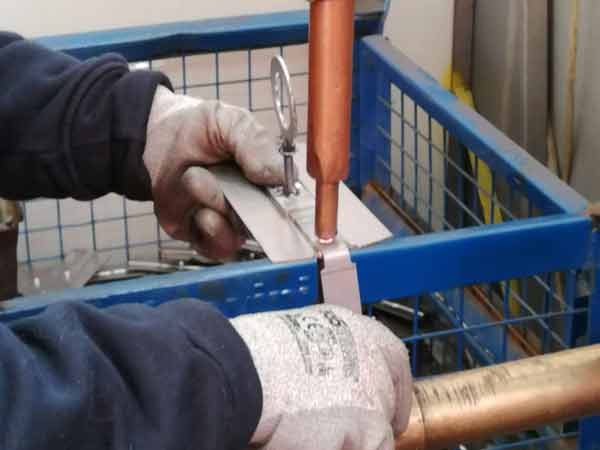 lavorazioni-meccaniche-di-precisione-modena pressione-del-punzone